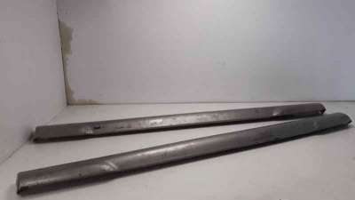 Recambio de estribos laterales para jeep gr.cherokee (wj/wg) 1999-2005 3.1 td cat referencia OEM IAM   