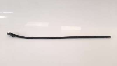 Recambio de moldura para opel astra k sports tourer 2015- 1.6 cdti dpf referencia OEM IAM 39041883  