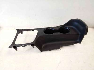 Recambio de moldura para kia cee´d 2012-2018 x-tech referencia OEM IAM 84651A2000  