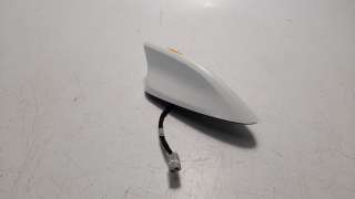 Recambio de antena para mazda 3 lim. () 2013- luxury referencia OEM IAM BHN966A30  