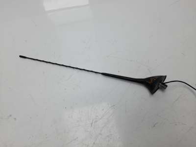 Recambio de antena para peugeot 308 sw 2008-2012 envy referencia OEM IAM 9674768680  