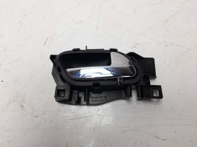 Recambio de maneta interior delantera derecha para peugeot 308 sw 2008-2012 envy referencia OEM IAM 9660525380  