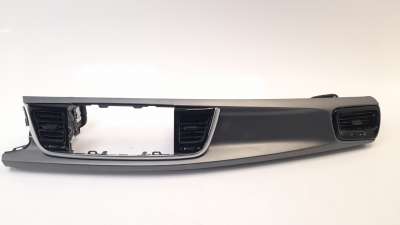 Recambio de rejilla aireadora para kia rio (yb) 2016- 1.0 tgdi cat referencia OEM IAM 84720H8000NMB  