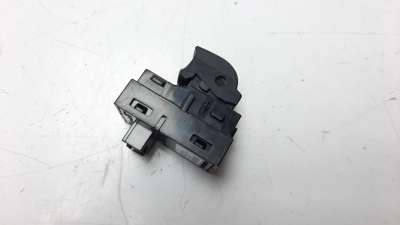 Recambio de mando elevalunas delantero derecho para bmw serie 3 lim. (f30) 2011-2015 320d referencia OEM IAM 9208107  