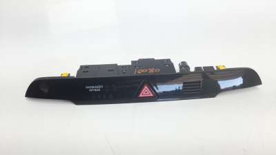 Recambio de warning para hyundai tucson 2015- 1.6 cat referencia OEM IAM 93700D7100  