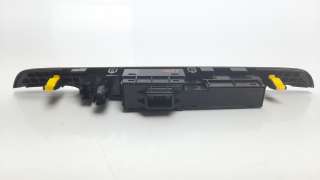 Recambio de warning para hyundai tucson 2015- 1.6 cat referencia OEM IAM 93700D7100  