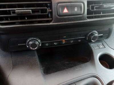 Recambio de mando climatizador para opel combo cargo (e) 2018- 1.5 cdti dpf referencia OEM IAM   