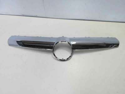 Recambio de rejilla delantera para opel zafira b 2005-2014 referencia OEM IAM 107163405 107163405 
