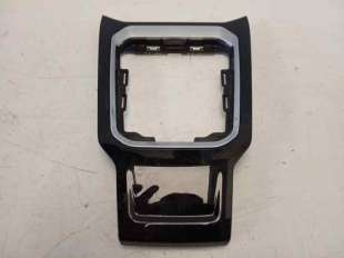 Recambio de moldura para volkswagen t-roc 2017- sport referencia OEM IAM 2GA711456A  