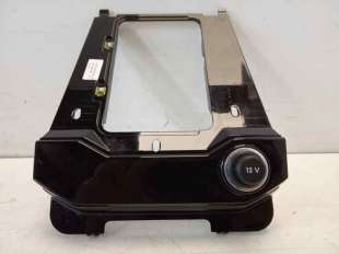 Recambio de moldura para volkswagen t-roc 2017- sport referencia OEM IAM 2GA864263  