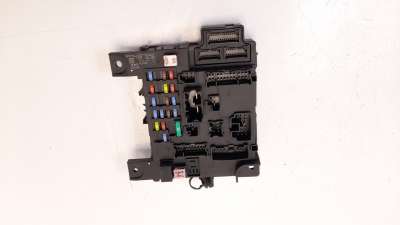 Recambio de caja reles / fusibles para citroën c4 aircross 2012-2018 seduction 2wd referencia OEM IAM 8637B540 A2C7459111000 