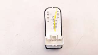 Recambio de mando elevalunas trasero izquierdo para mazda 2 lim. () 2014- 1.5 16v cat referencia OEM IAM D09H66370  