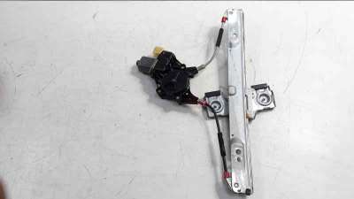 Recambio de elevalunas delantero derecho para ford fiesta (ccn) 2012-2017 trend referencia OEM IAM 8A61A23200 106104420 118526
