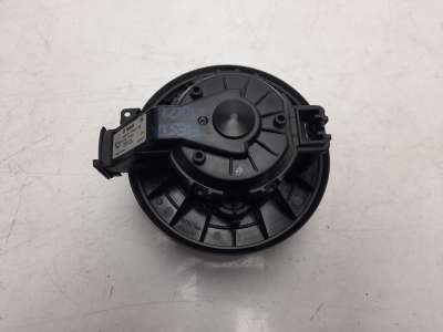 Recambio de ventilador calefaccion para ford fiesta (ccn) 2012-2017 trend referencia OEM IAM 0130115551  