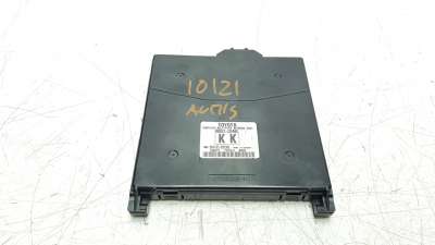 Recambio de caja reles / fusibles para toyota auris 2012-2019 hybrid active referencia OEM IAM 8922102480  