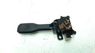 Recambio de mando volante para toyota auris 2012-2019 hybrid active referencia OEM IAM 18A174  