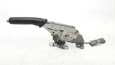 Recambio de palanca freno para toyota auris 2012-2019 hybrid active referencia OEM IAM 11330317  