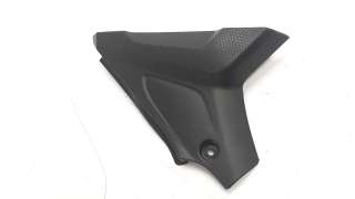 Recambio de moldura para benelli trk 502 2016- trk 502 referencia OEM IAM 65602P160000  