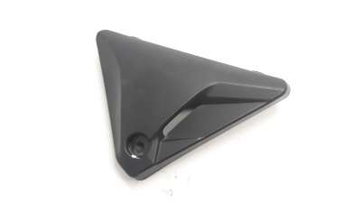 Recambio de moldura para benelli trk 502 2016- trk 502 referencia OEM IAM 65691P160000  