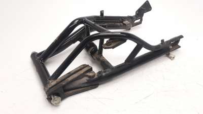 Recambio de puente trasero para benelli trk 502 2016- trk 502 referencia OEM IAM R3000700000CM  