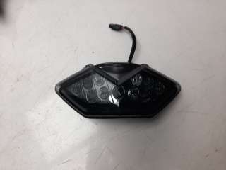 Recambio de piloto trasero central para kawasaki versys 650 2015- versys 650 referencia OEM IAM 230250331  