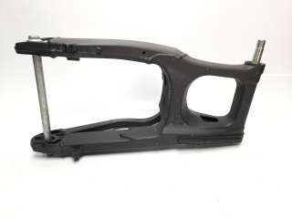 Recambio de puente trasero para kawasaki versys 650 2015- versys 650 referencia OEM IAM 33001062318R  