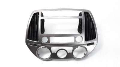 Recambio de rejilla aireadora para hyundai i20 2012-2015 city s referencia OEM IAM 974201L600  