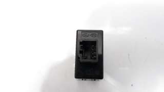 Recambio de interruptor para hyundai i20 2012-2015 city s referencia OEM IAM 937001J850  