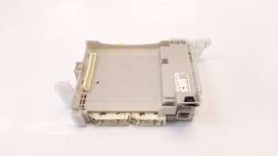 Recambio de caja reles / fusibles para toyota yaris 2011-2014 active referencia OEM IAM 8273052M80  