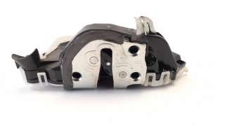Recambio de cerradura puerta delantera derecha para toyota yaris 2011-2014 active referencia OEM IAM 690300D320  