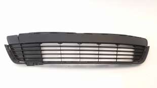 Recambio de rejilla delantera para toyota yaris 2011-2014 active referencia OEM IAM 531120D210 108908206 