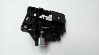 Recambio de maneta interior trasera izquierda para citroën berlingo cuadro 2008-2018 club l2 referencia OEM IAM 9682100777  