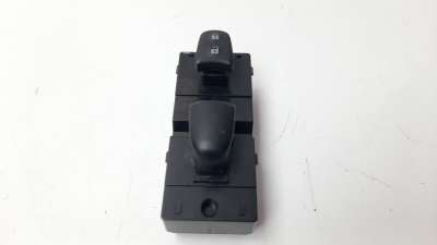 Recambio de mando elevalunas delantero derecho para nissan juke (f15) 2010-2019 acenta referencia OEM IAM 254111KA5A IAF470017HQ