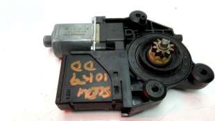 Recambio de motor elevalunas delantero derecho para renault scenic iii 2009-2016 grand selection referencia OEM IAM 807302741R  