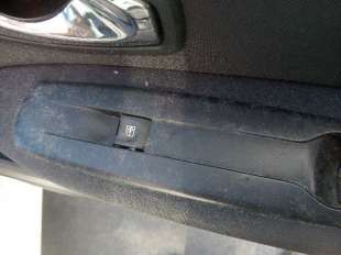 Recambio de mando elevalunas delantero derecho para renault scenic iii 2009-2016 grand selection referencia OEM IAM 254010003R  
