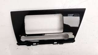 Recambio de moldura para kia niro 2016- referencia OEM IAM 84740G5300  