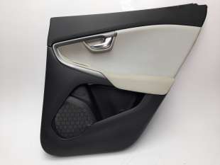 Recambio de guarnecido puerta trasera derecha para volvo v40 2012- kinetic referencia OEM IAM 31407497  