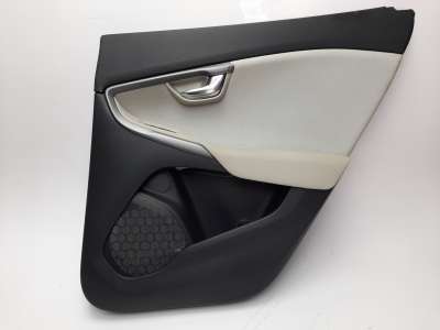 Recambio de guarnecido puerta trasera derecha para volvo v40 2012- kinetic referencia OEM IAM 31407497  