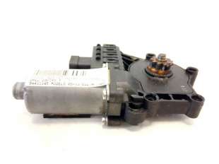 Recambio de motor elevalunas delantero izquierdo para opel zafira b 2005-2014 1.6 16v referencia OEM IAM 944887101  