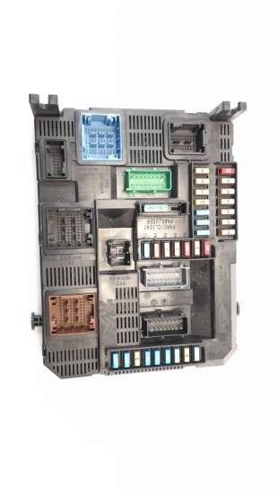 Recambio de caja reles / fusibles para citroën c-elysée 2012- shine referencia OEM IAM 9819849680  