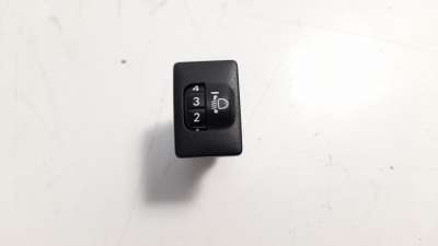 Recambio de mando luces para toyota yaris 2014-2017 hsd active referencia OEM IAM 8415202080  