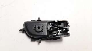 Recambio de maneta interior trasera izquierda para toyota yaris 2014-2017 hsd active referencia OEM IAM 692060D271C1  