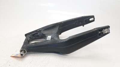 Recambio de puente trasero para honda cbr 650ra 2019- rh02 / 1 / 1 referencia OEM IAM 52200MKND50  