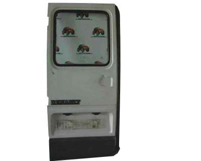 Recambio de porton trasero izquierdo para renault trafic 1981- referencia OEM IAM 7701466363  