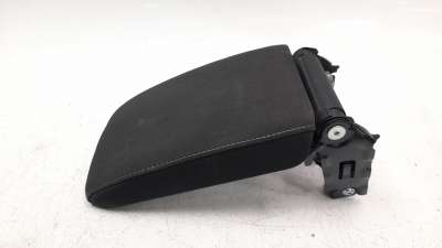 Recambio de apoyabrazos central para volkswagen golf vi (5k1) 2008-2012 advance referencia OEM IAM 1K5864251C  