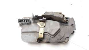 Recambio de cerradura puerta trasera derecha para peugeot 206 berlina 1998-2010 xt referencia OEM IAM    2