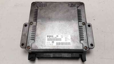 Recambio de centralita motor uce para peugeot 206 berlina 1998-2010 xt referencia OEM IAM 9637089980 0281010250 