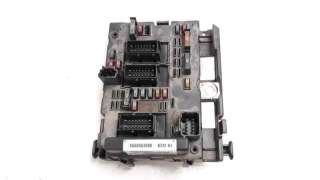 Recambio de caja reles / fusibles para peugeot 206 berlina 1998-2010 1.4 hdi referencia OEM IAM 9650663980  