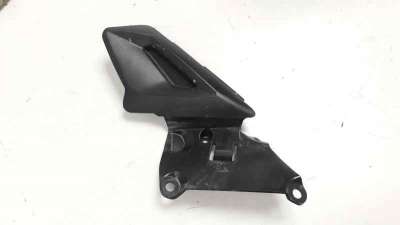 Recambio de moldura para triumph street triple 2012-2017 street triple referencia OEM IAM 2309220  