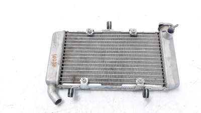 Recambio de radiador agua para honda cbr 500r 2016- cbr 500 r referencia OEM IAM 19010MKPA01  